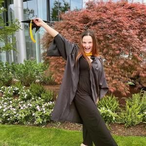 Meet your Posher, Tara